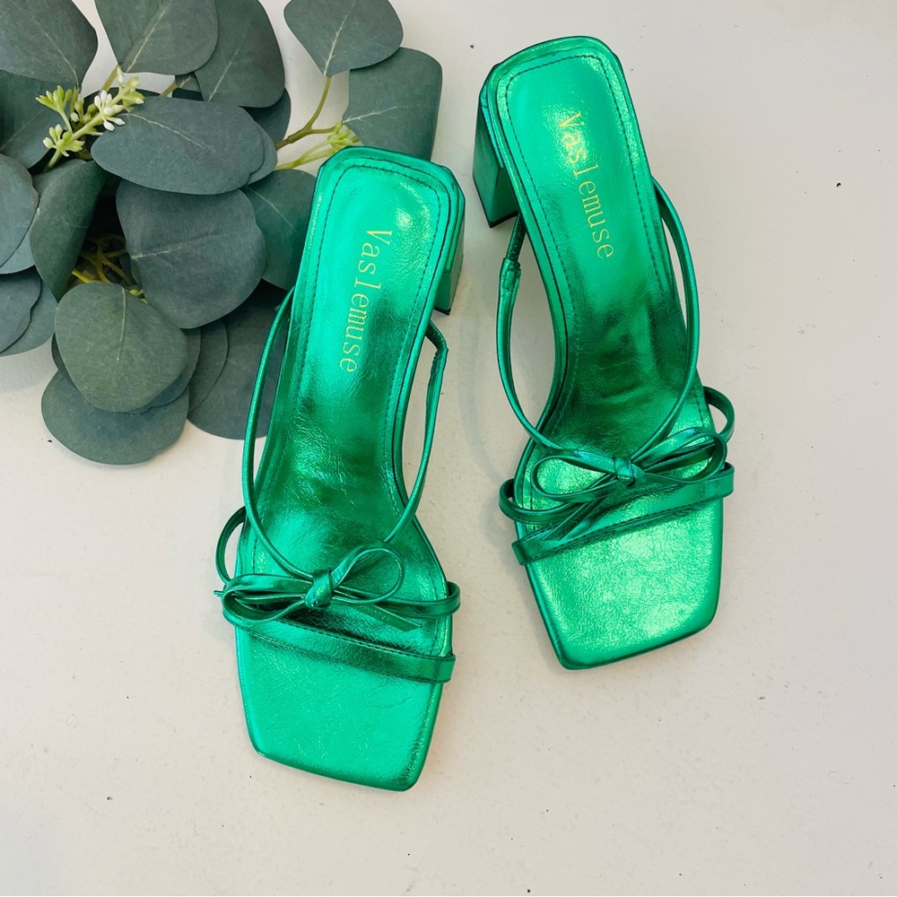 Vaslemuse Bow Knot Heeled Sandals